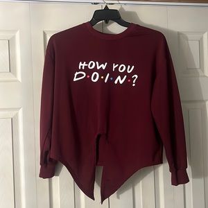 Was such a cute start off cropped shirt, the tie in the front was so flattering.